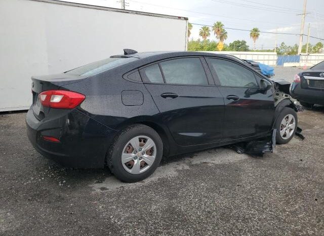 
								2017 Chevrolet Cruze full									