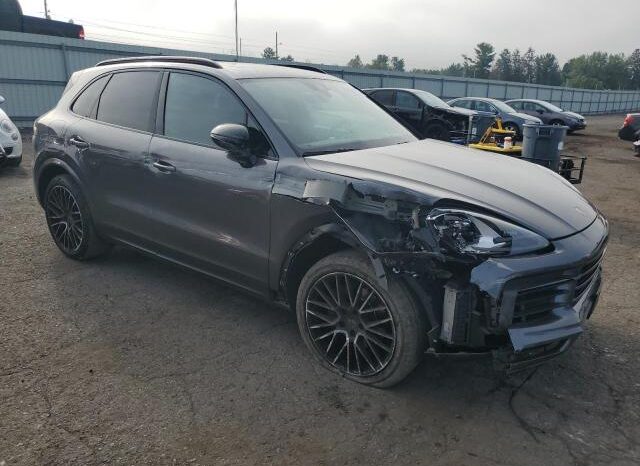 
								2019 Porsche Cayenne full									