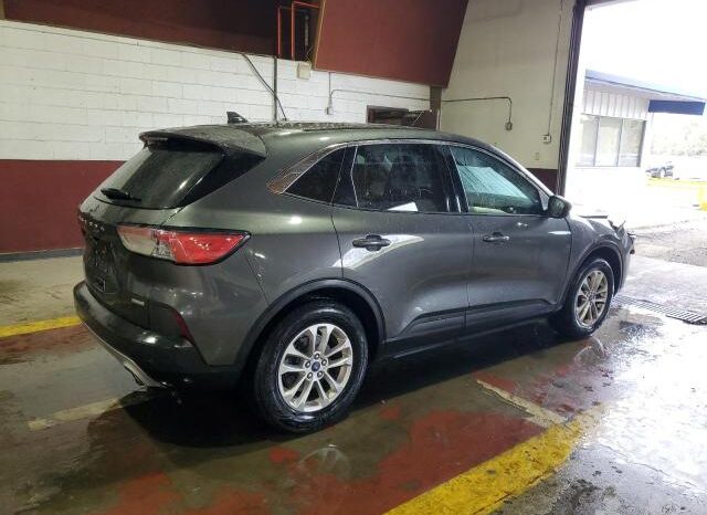 
								2020 Ford Escape se full									