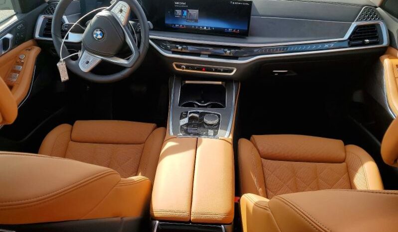 
								2026 BMW X7 full									