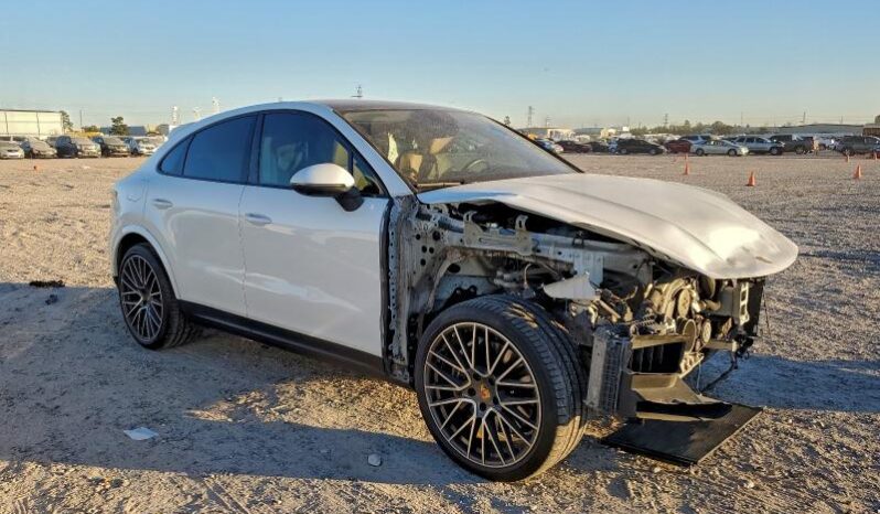 
								2022 Porsche Cayenne full									