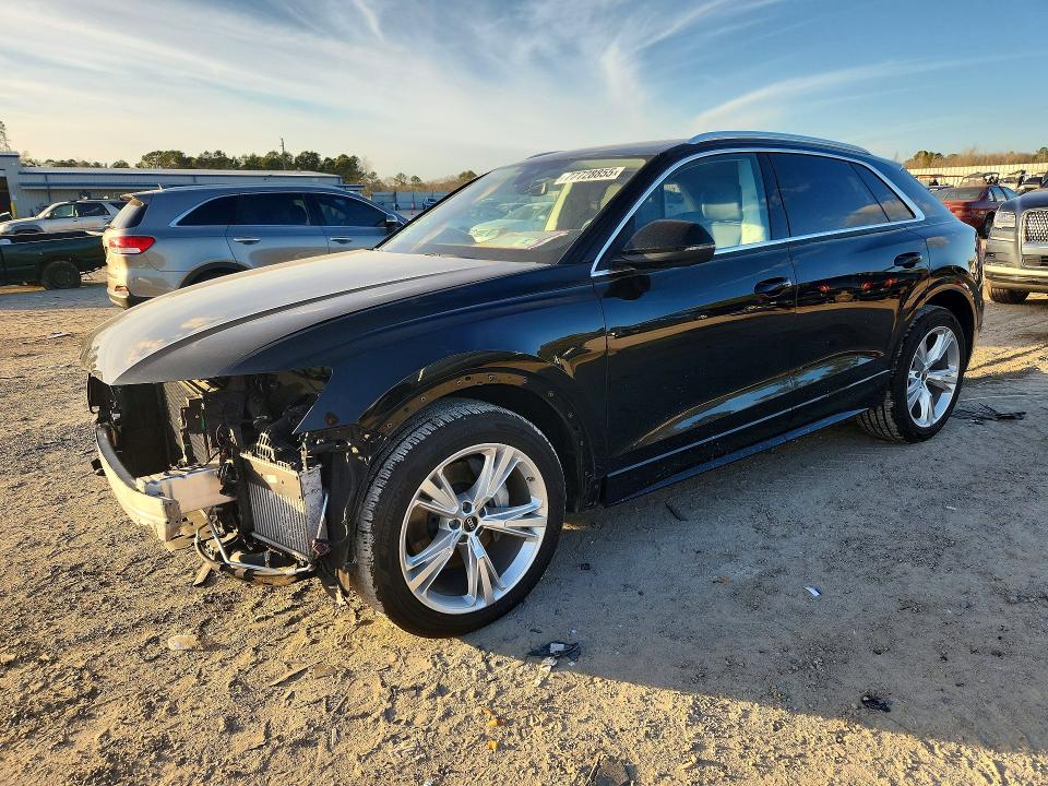2023 Audi Q8