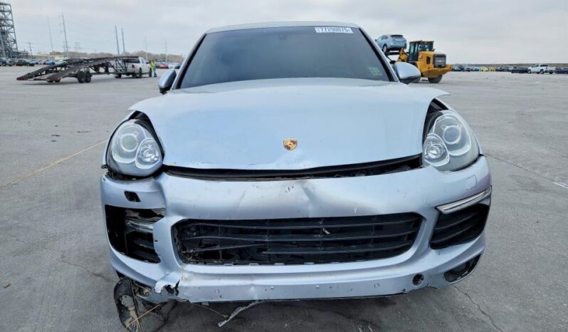 
								2017 Porsche Cayenne full									