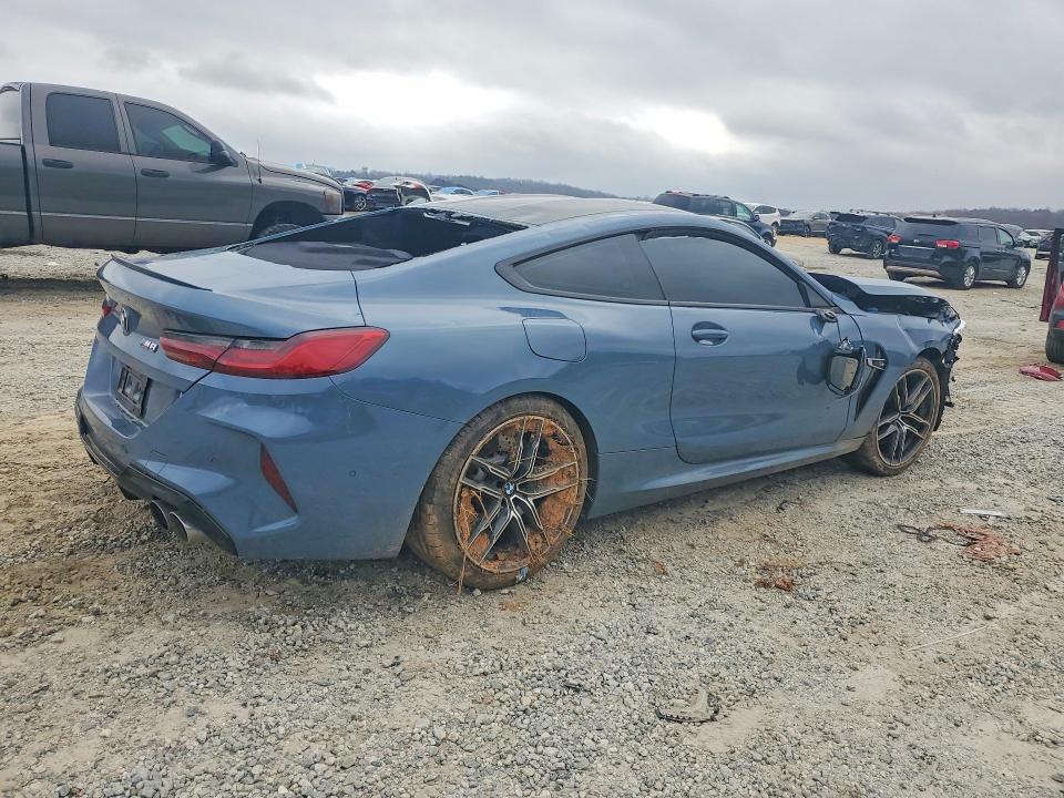 2020 BMW M8