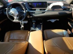 
										2019 Lexus Es 350 full									