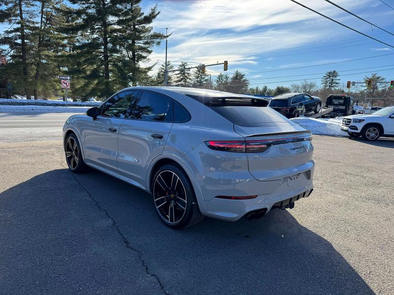 2022 Porsche Cayenne