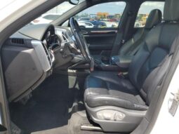 
										2017 Porsche Cayenne full									
