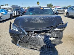 
										2019 Lexus Es 350 full									