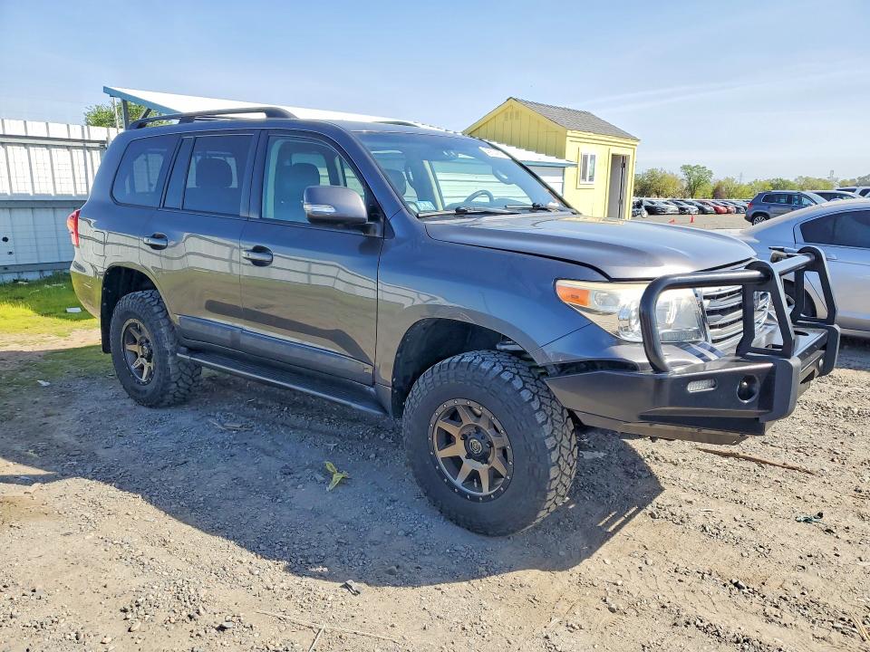 2013 Toyota Land cruiser