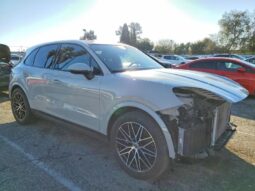 
										2024 Porsche Cayenne full									