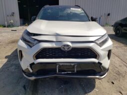 
										2022 Toyota Rav4 full									