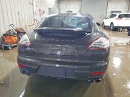 
										2015 Porsche Panamera full									