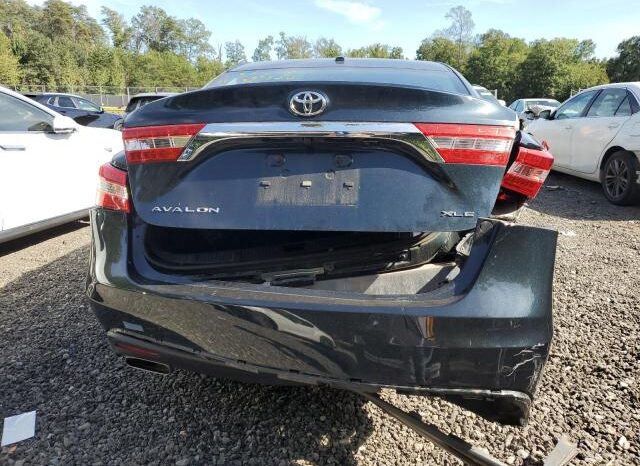
								2015 Toyota Avalon xle full									