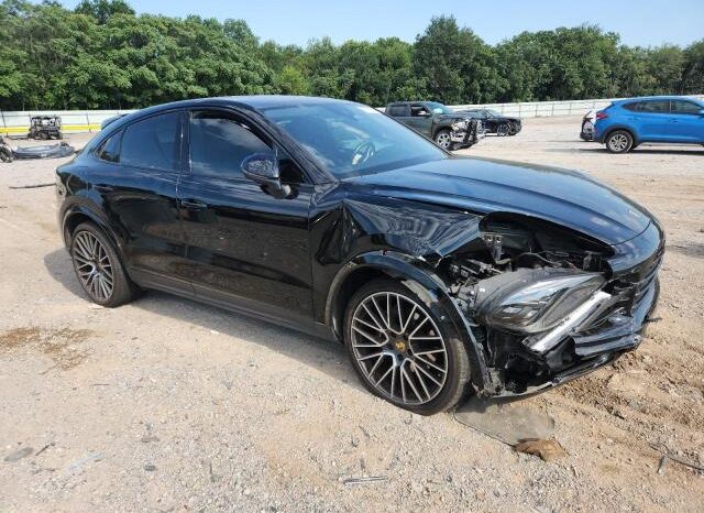 
								2020 Porsche Cayenne full									
