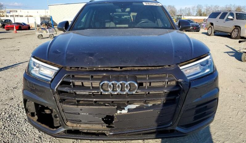 
								2020 Audi Q5 full									