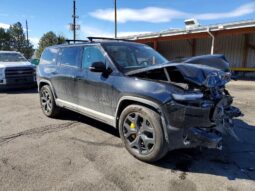 
										2025 Rivian R1s full									
