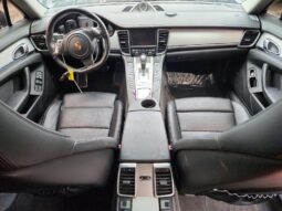 
										2016 Porsche Panamera full									