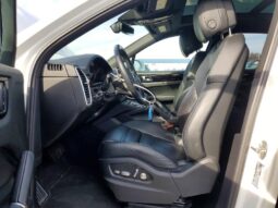 
										2021 Porsche Cayenne full									