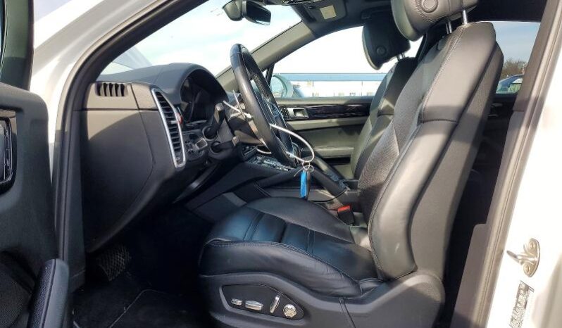 
								2021 Porsche Cayenne full									
