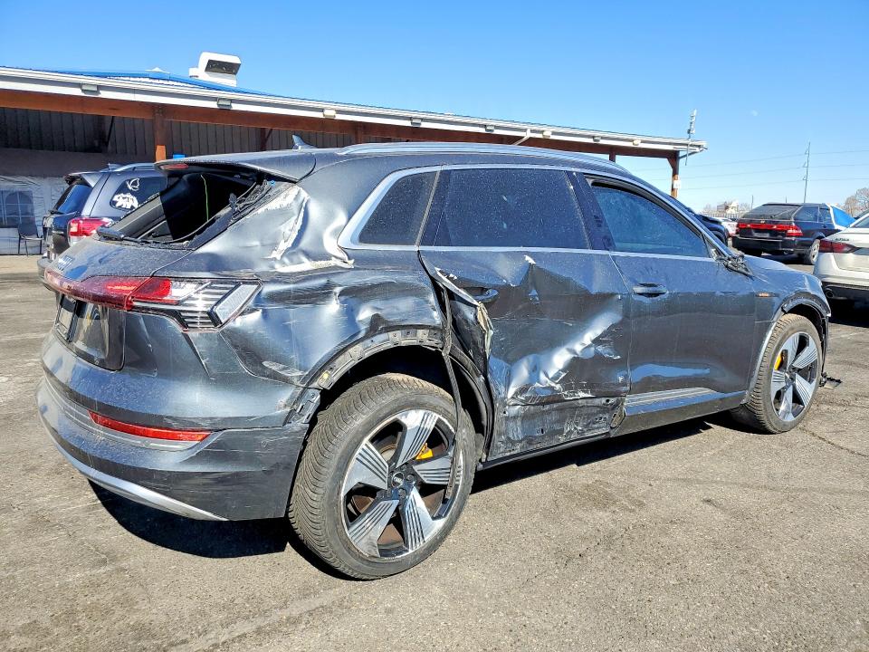 2019 Audi E-tron