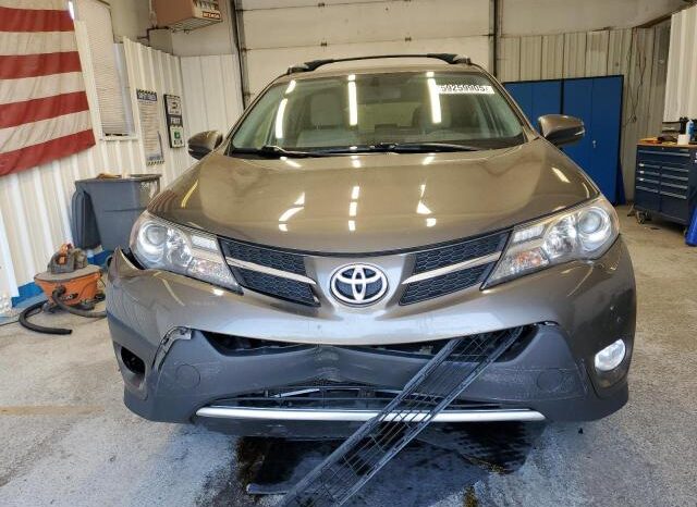 
								2015 Toyota Rav4 full									