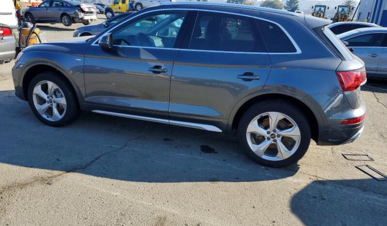 
								2023 Audi Q5 full									