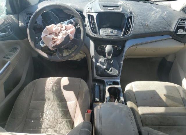 
								2016 Ford Escape se full									