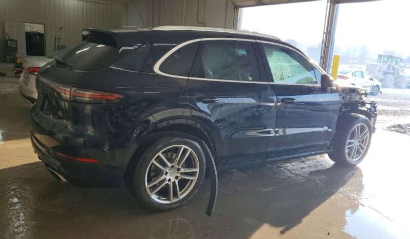 
								2021 Porsche Cayenne full									