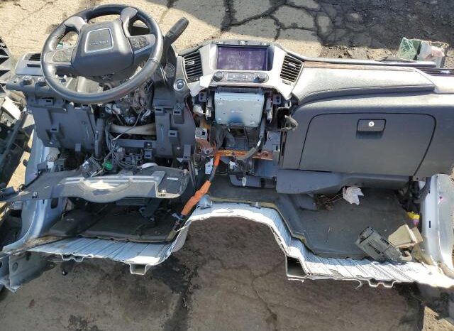 
								2015 Gmc Yukon full									