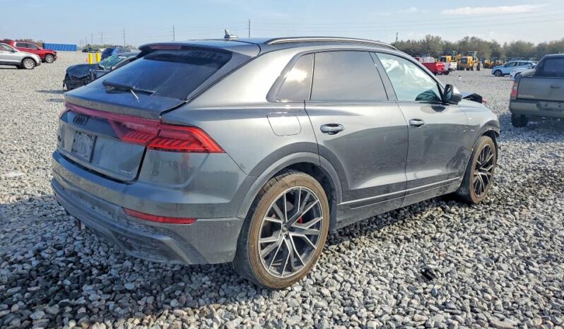 
								2021 Audi Q8 full									