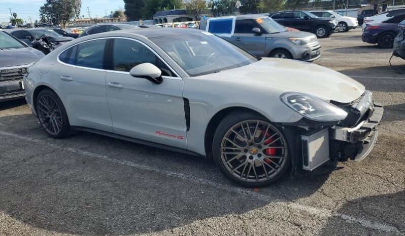 
								2022 Porsche Panamera full									
