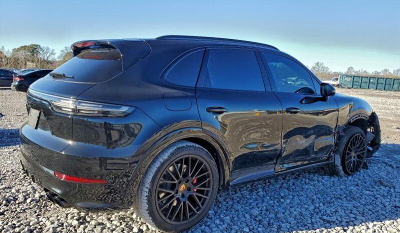 
								2023 Porsche Cayenne full									