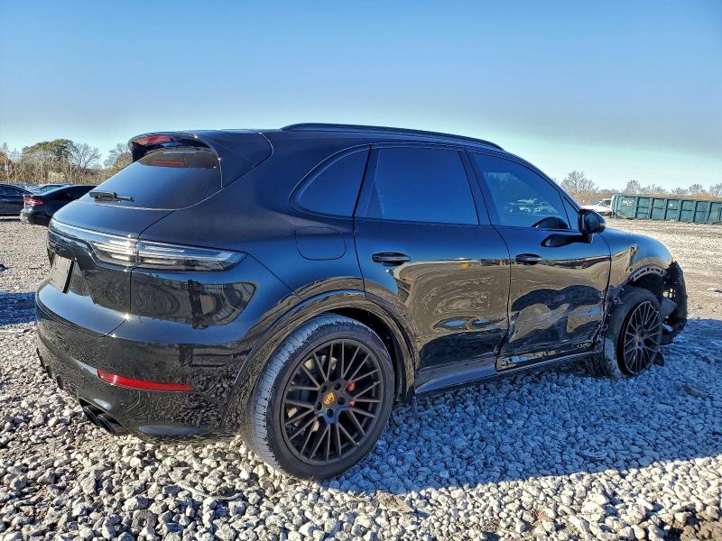 2023 Porsche Cayenne