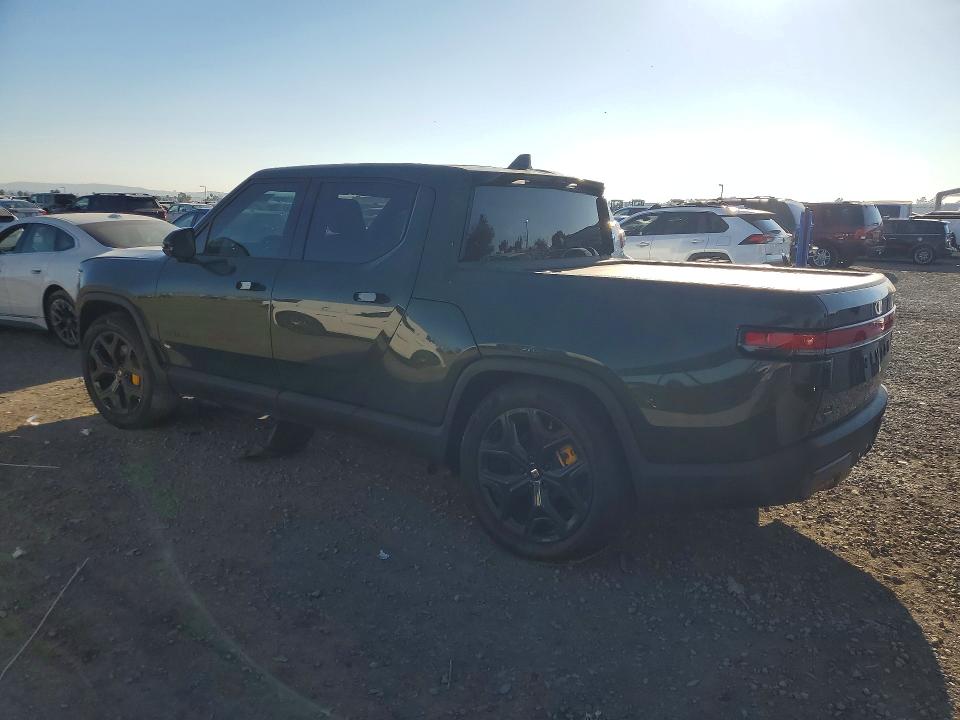 2025 Rivian R1t