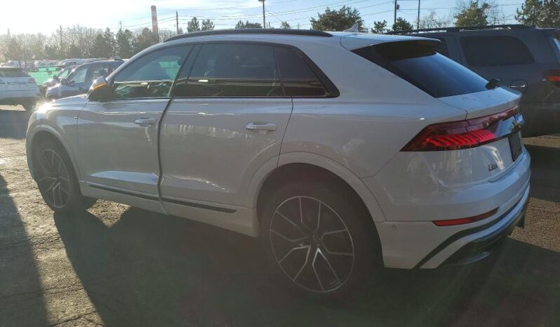 
								2019 Audi Q8 full									