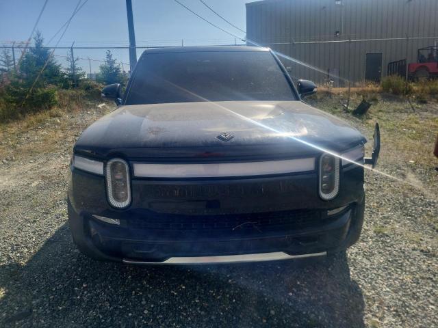 2023 Rivian R1s