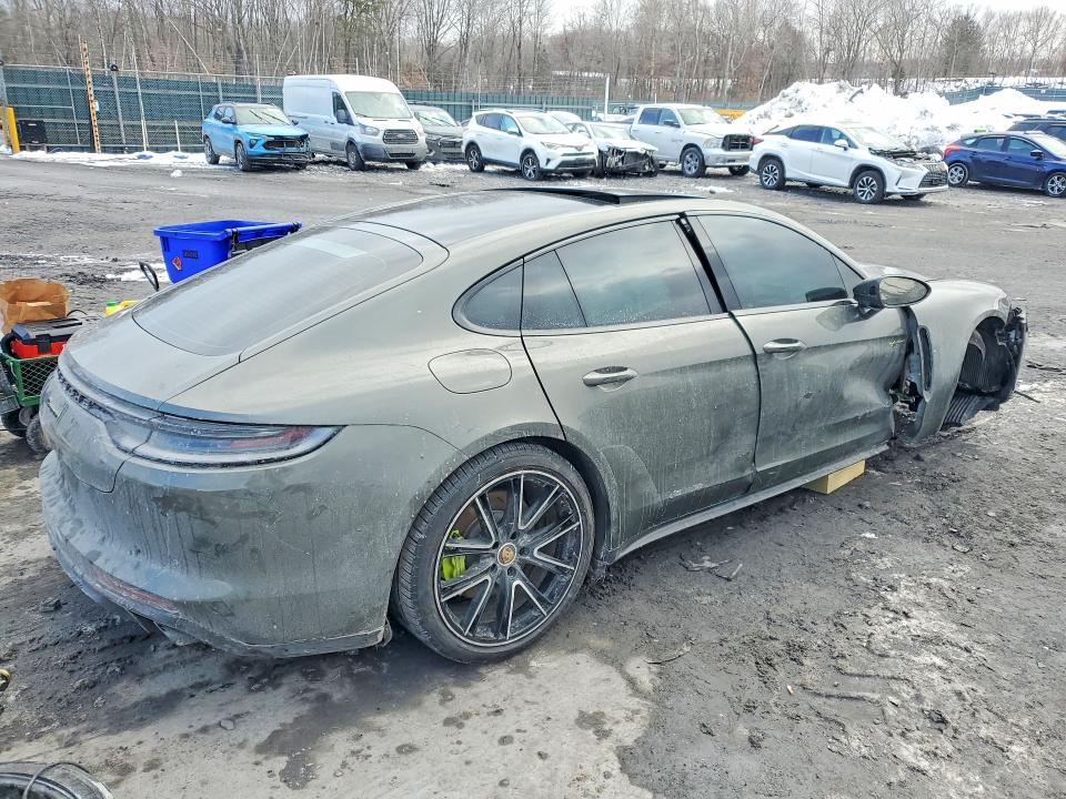 2023 Porsche Panamera