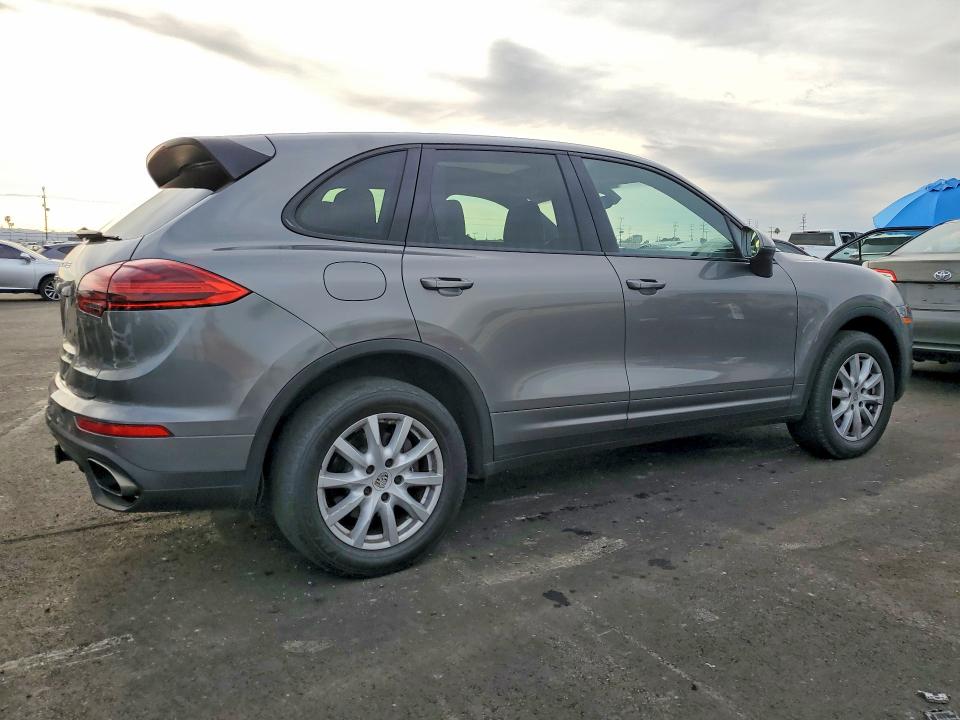 2016 Porsche Cayenne
