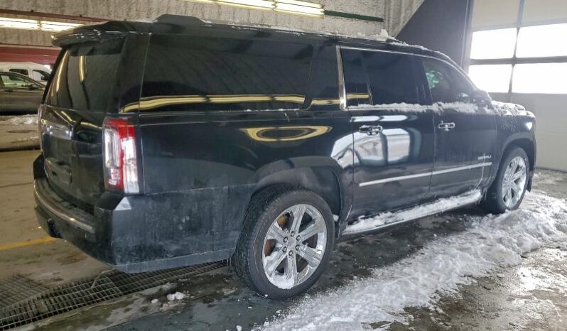 
								2017 Gmc Yukon full									