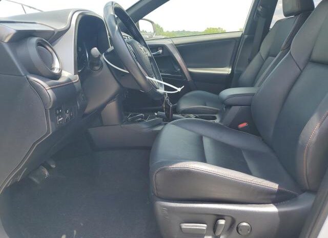 
								2018 Toyota Rav4 full									