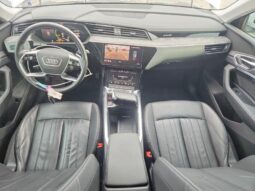 
										2021 Audi E-tron full									