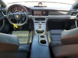 
										2022 Porsche Panamera full									