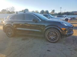 
										2020 Porsche Cayenne full									