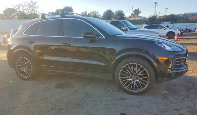 
								2020 Porsche Cayenne full									