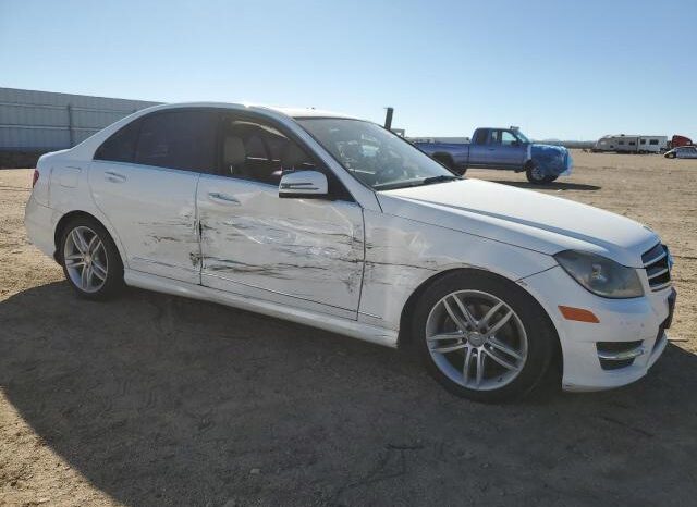 
								2014 Mercedes-benz C 250 full									