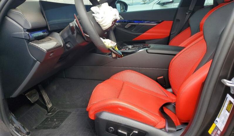 
								2025 BMW M5 full									