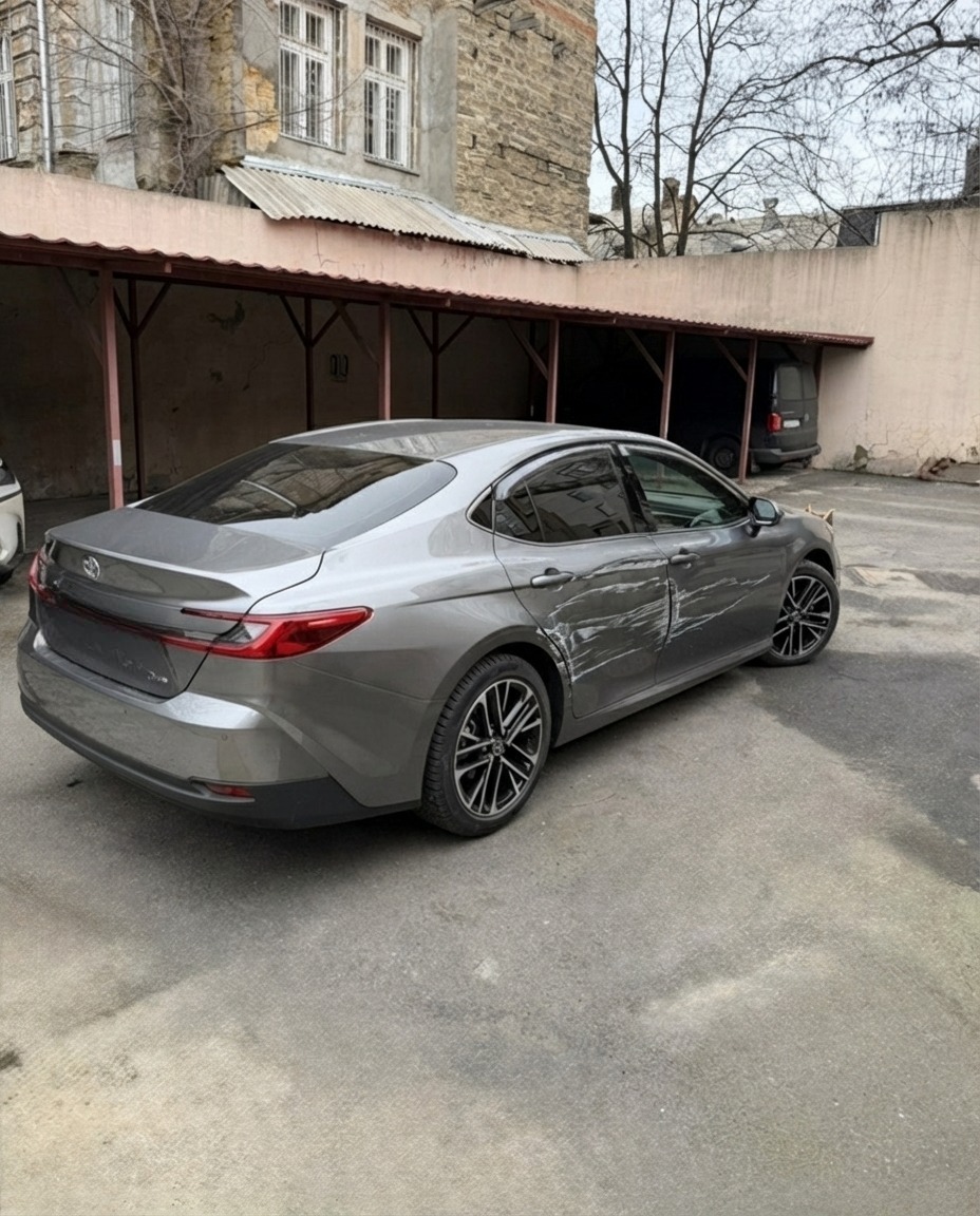 TOYOTA CAMRY Hybrid