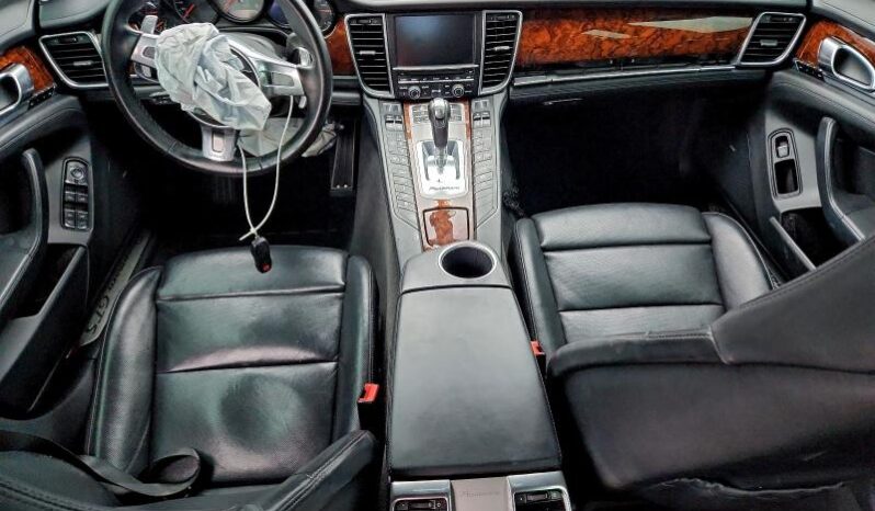 
								2013 Porsche Panamera full									