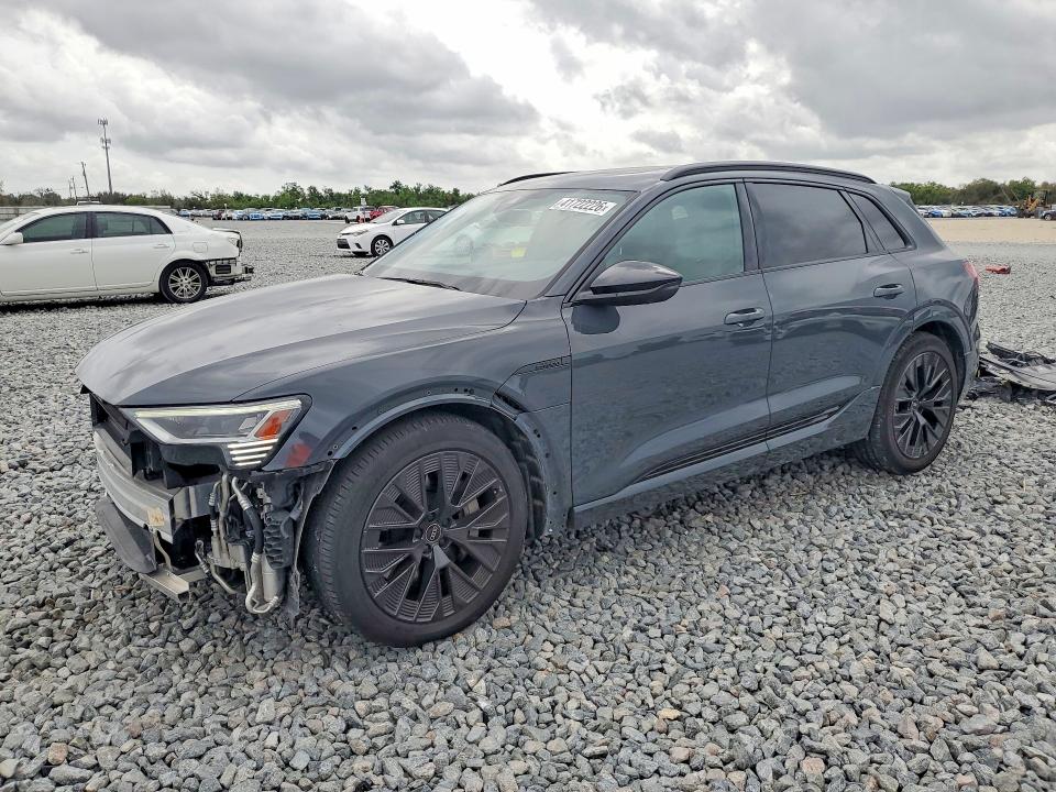 2024 Audi Q8