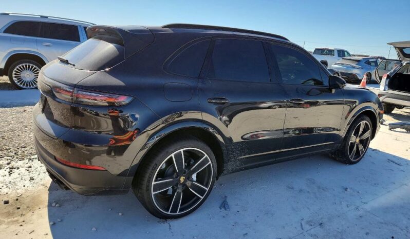 
								2019 Porsche Cayenne full									